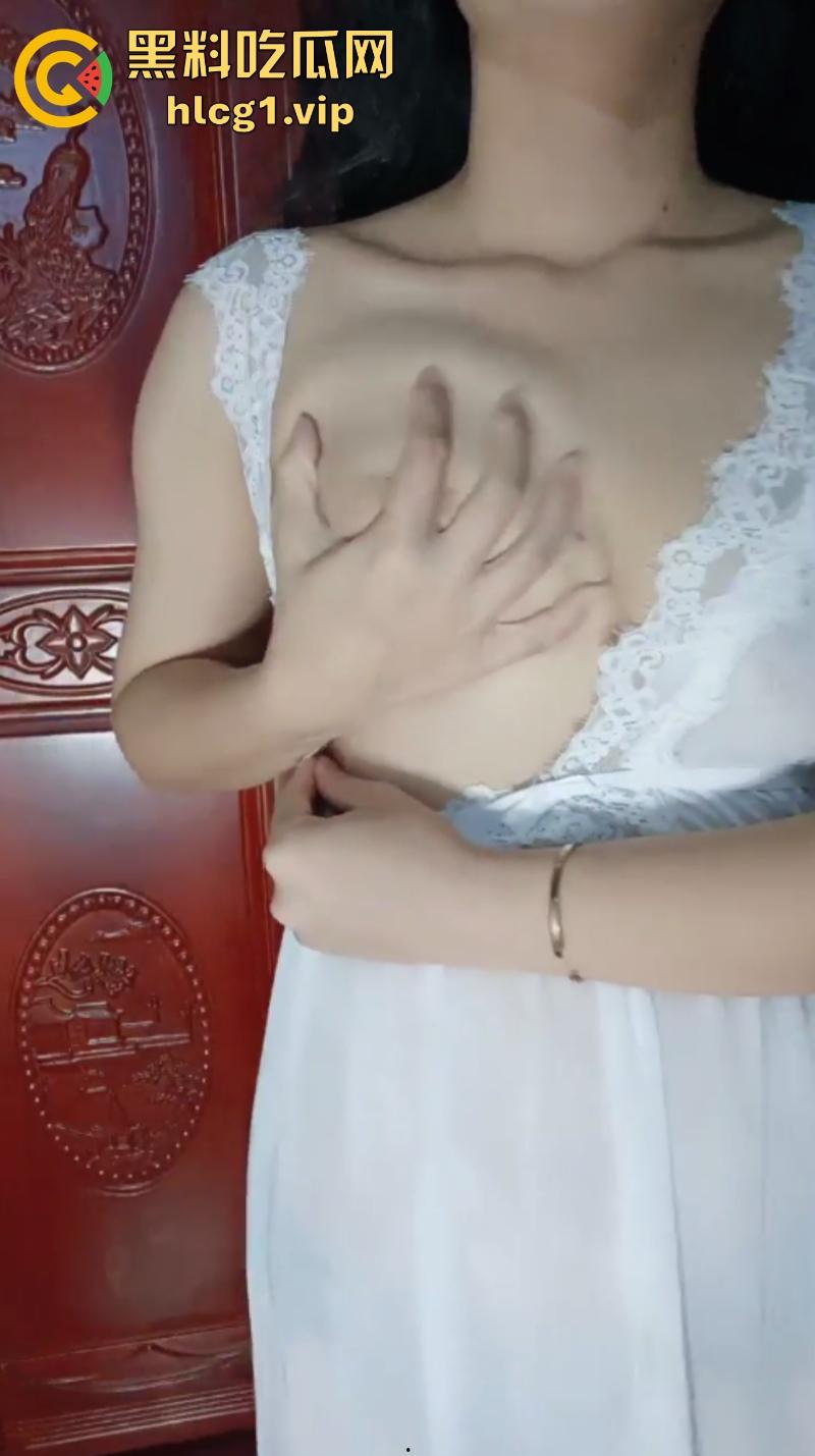 还有这操作！河南平顶山 小少妇下海开直播捞钱 被同村熟人看到威胁操三个月-4