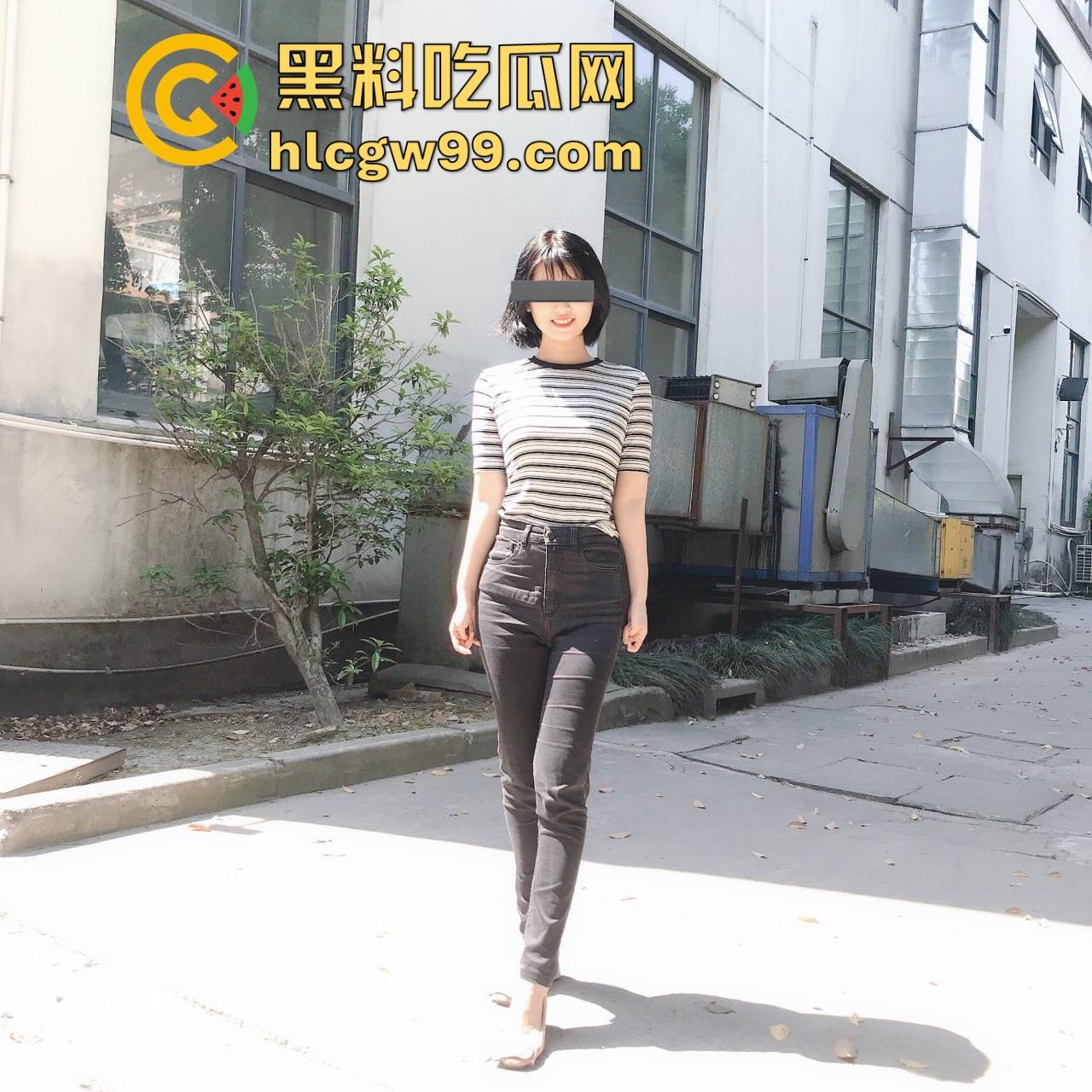 云盘高质露脸泄密!青岛某公司高管【吴美霞】露脸性爱自拍曝光,清爽干练短发美女,骑乘反差很有撸点!-1