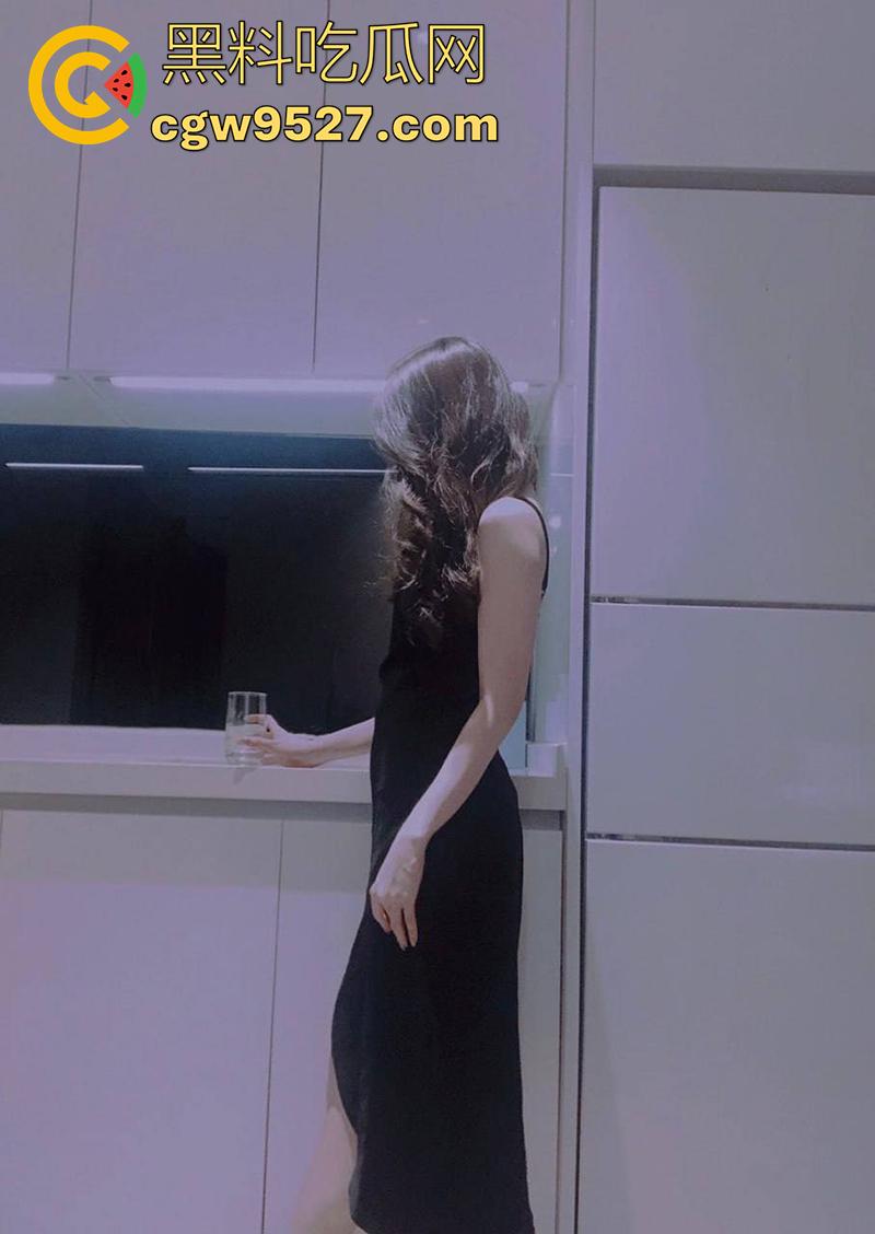 瓜友投稿曝光前女友【朱梦玉】，广州的御姐骚逼性欲极强，不仅被实习生操还被客户内射，发现后果断曝光！-4