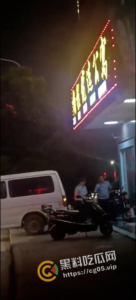 潮汕大南山 68岁老大爷嫖娼40岁少妇 心梗发作当场死掉 男人至死是少年-4