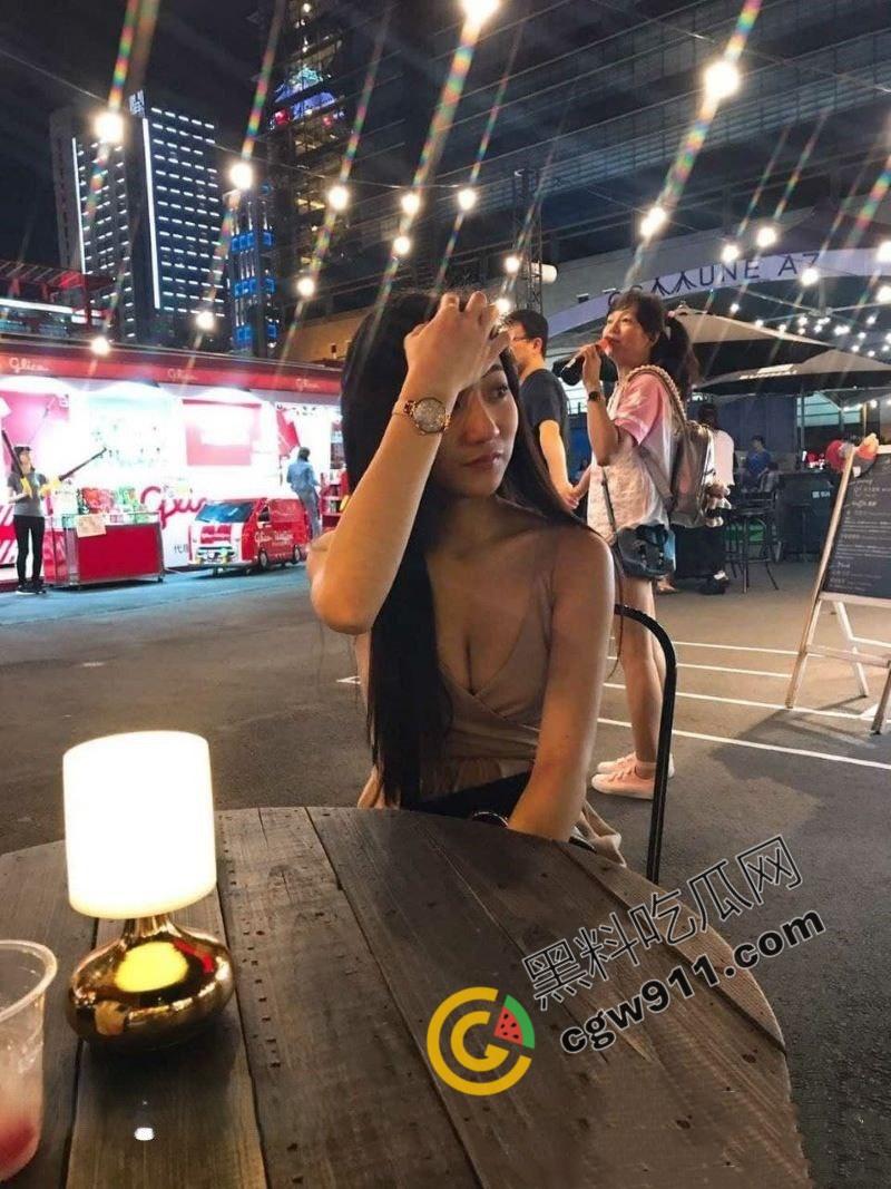 成都高冷御姐【李艺璇】不雅私照外泄引疯传！蒙眼捆绑调教，对镜头后入打桩，淫荡母狗完美展现-2