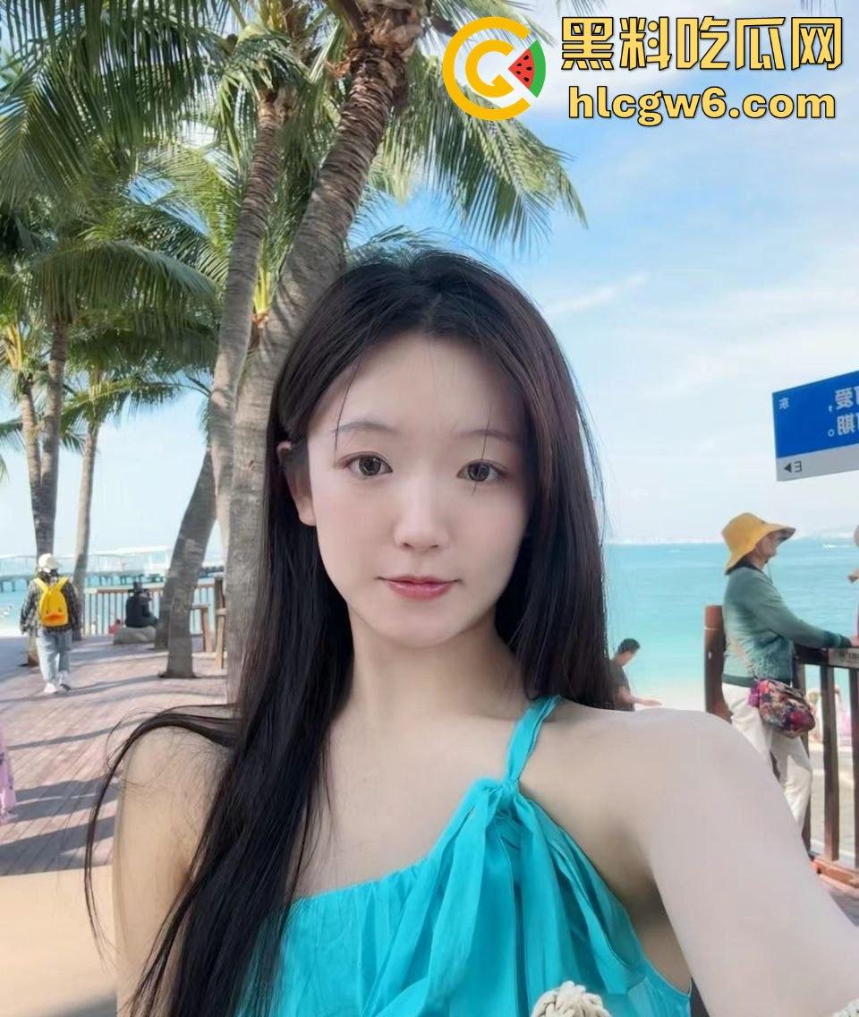 江西九江高颜值健身教练『梁慧』自拍大尺度视频诱惑会员，白嫩大灯饱满圆润，卡充满全套服务直接安排上！-3