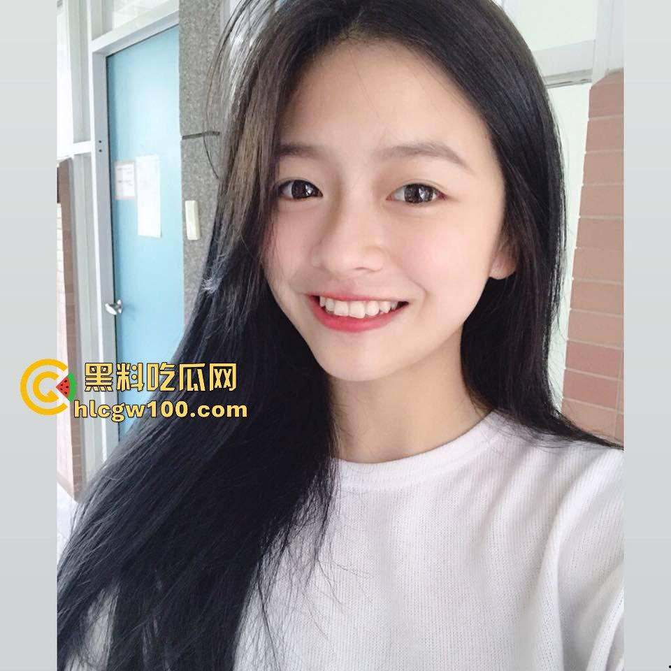 台湾岭东科技大学大一反差学妹【林恩美】自拍性爱视频流出，甜美清纯女神被无情后入，看得人血脉喷张。-2