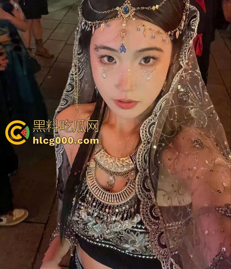 广州大学清纯女大【杨薇薇】私密视频曝光，揭开她的另一面，淫荡的反差小母狗，酒店激情口交女上位！-2