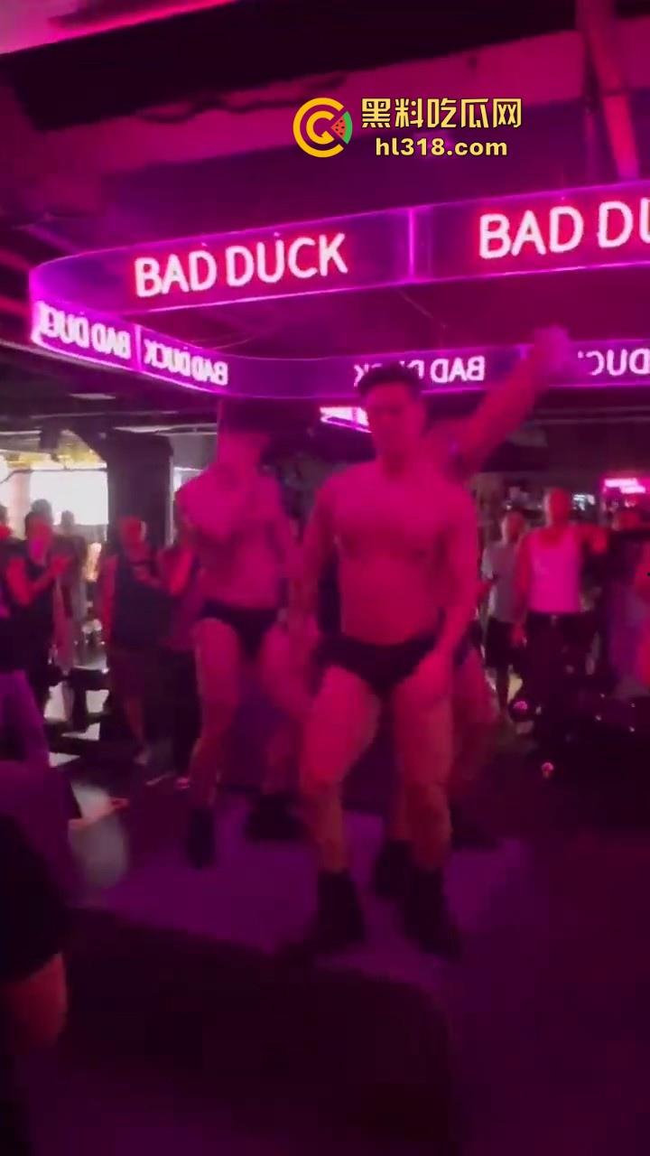 重庆江北区新开业了一家男士健身房，主打gay佬风，健身猛男教练在线指点，硬肛到底！-6