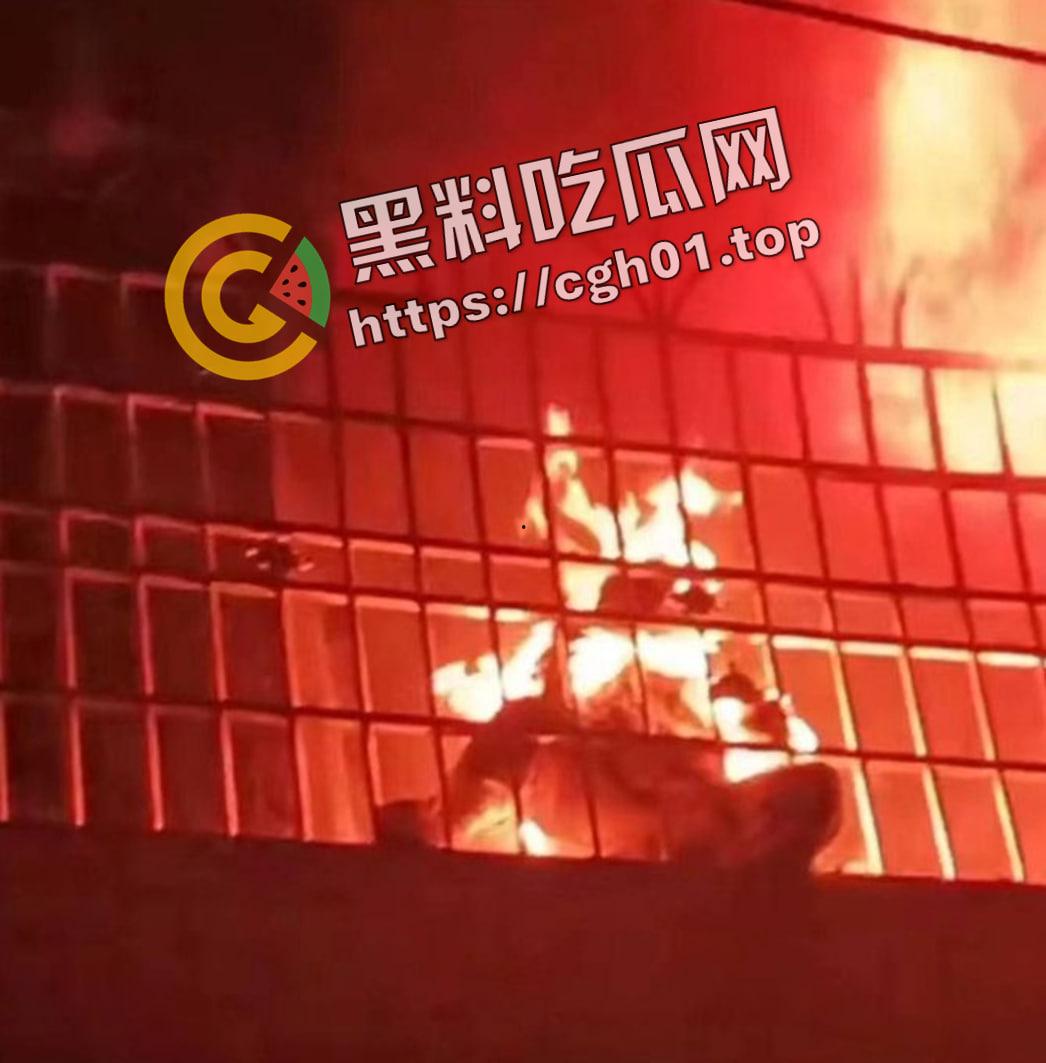 湖南株洲发生火灾 8岁女童因防盗网无法逃脱活活烧死 现场画面曝光 惨不忍睹-2