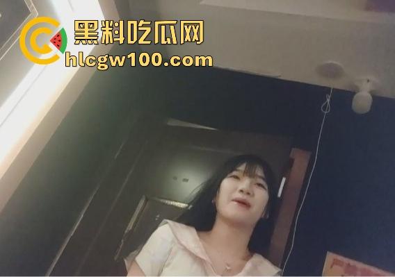 南方探店大神澳门长沙香港三地开花！一楼一凤洋酒探秘，极品技师小姐姐口活太顶把大神操到秒射！-3