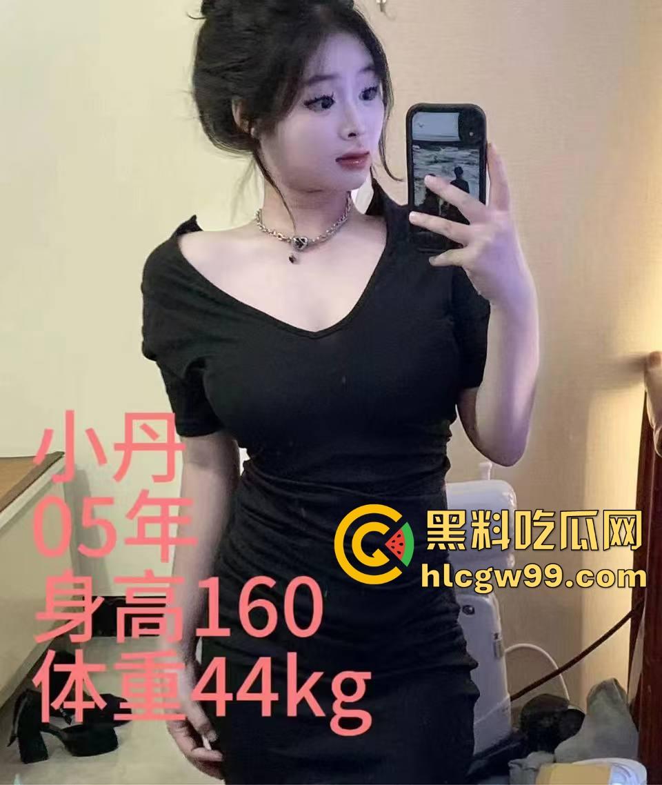 珠海剧本杀店太专业了配套齐全，00后嫩妹店员全员上阵，好看的像假照，这价格配92有点亏，95才合适！-8