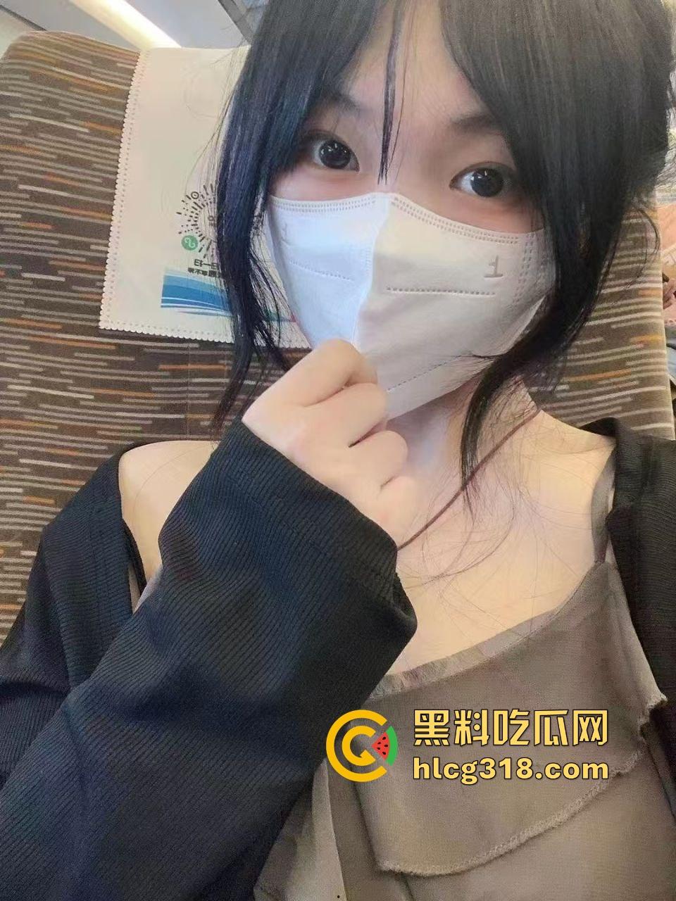 网恋半年大翻车，清纯萝莉秒变大姐，不过胜在身材还在，大哥还是强行带到酒店后入了 狠人一枚！-7