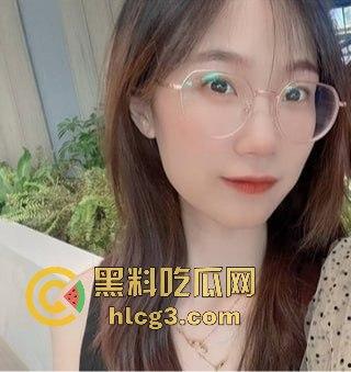 哈尔滨医科大学眼镜妹『宦雅昕』，东北三骚之首’文质彬彬性欲极强被男友调教成欲望奴隶-3