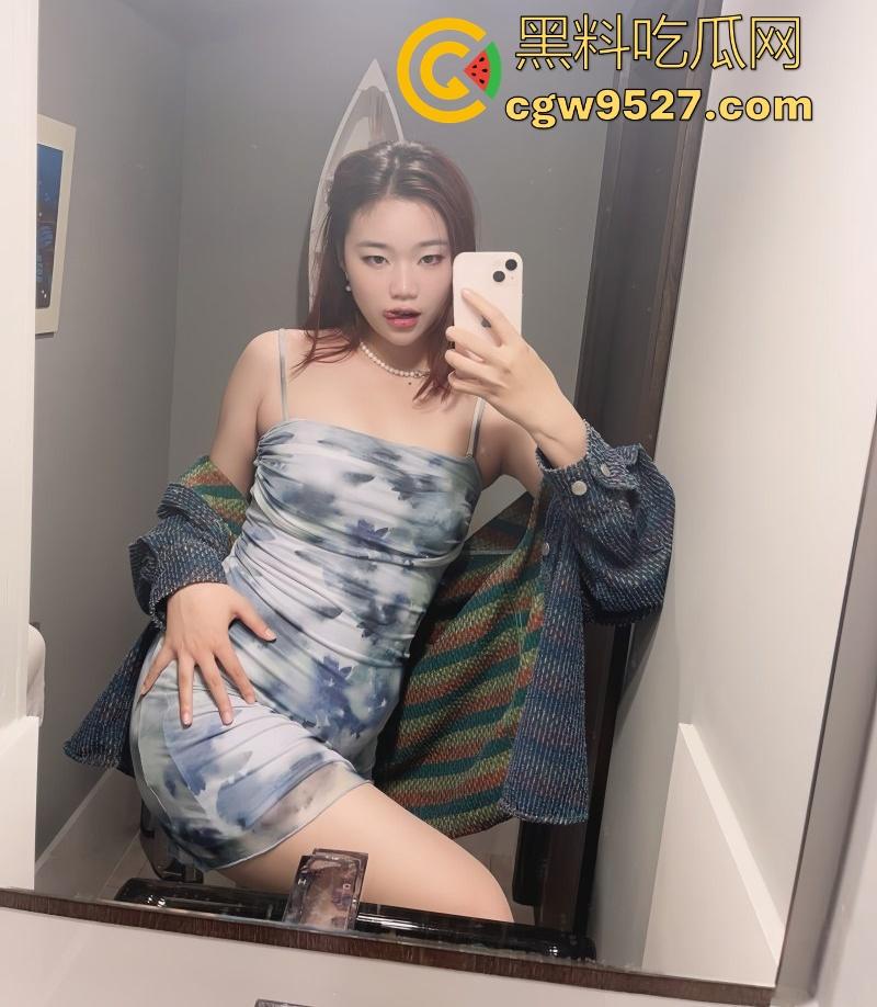 山东工商职业学院【周莉莉】酷爱露出与约炮，常常酒吧搭讪猛男，事后回酒店激情性交，怎么会这么骚呀！-2