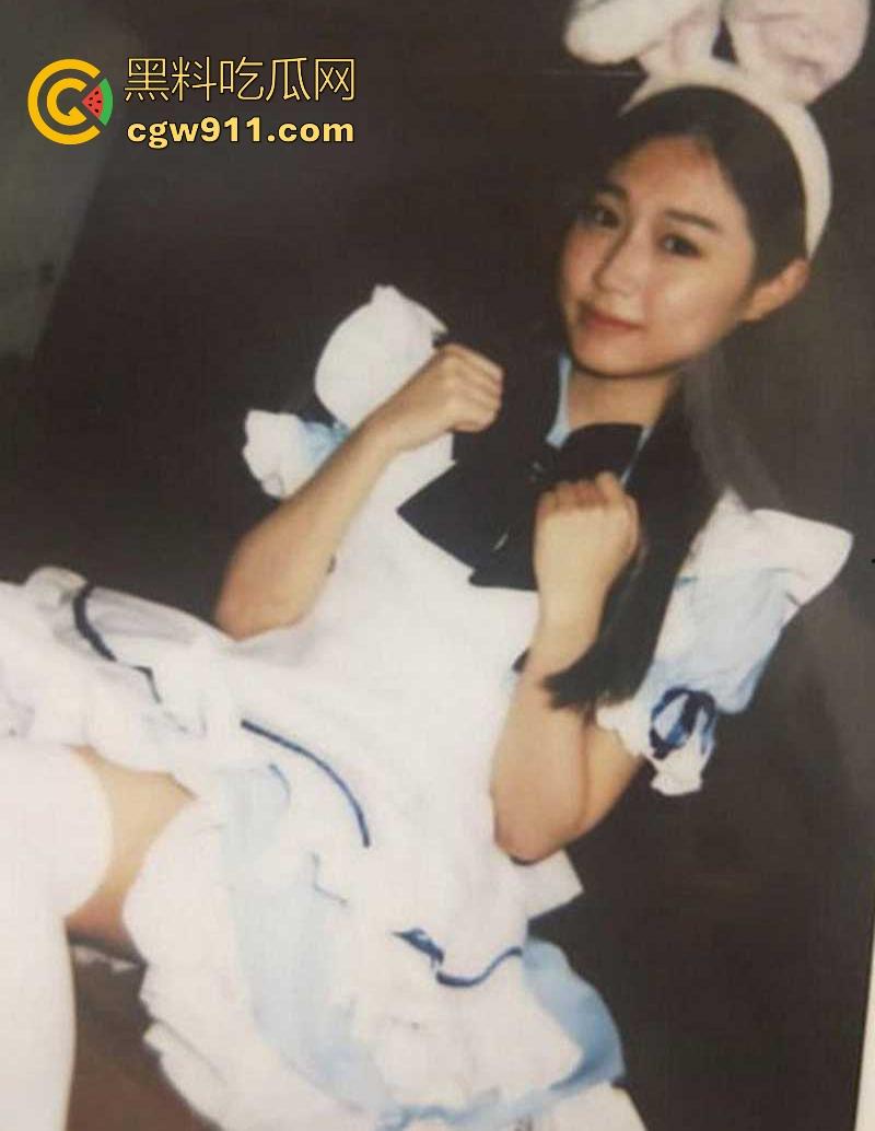 甜美学妹约炮淫片流出，可爱小母狗露脸口交舔屌，露奶掰逼被跳蛋玩穴，开档黑丝被无套爆操！-3