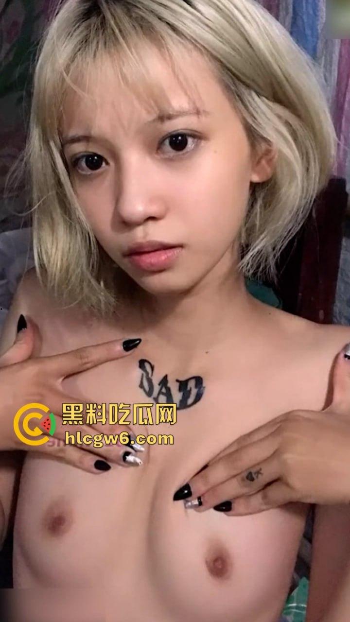 河北唐山高颜值发廊洗头妹【张青青】为求业绩毫无底线 裸体自慰抠逼喷水 勾引顾客充值消费-9