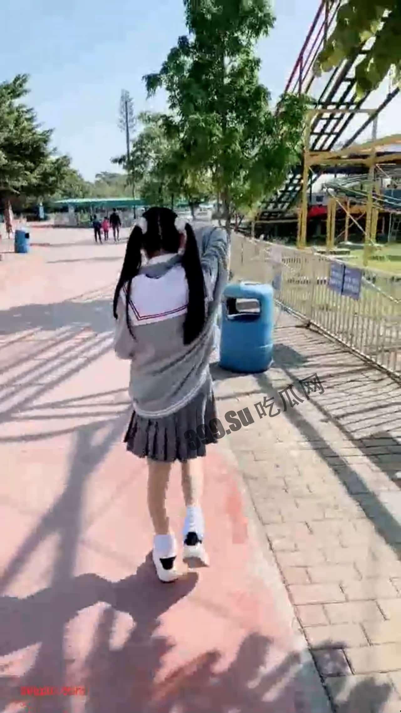 #福利姬 #江可爱  谁能拒绝用双马尾开车呢-1