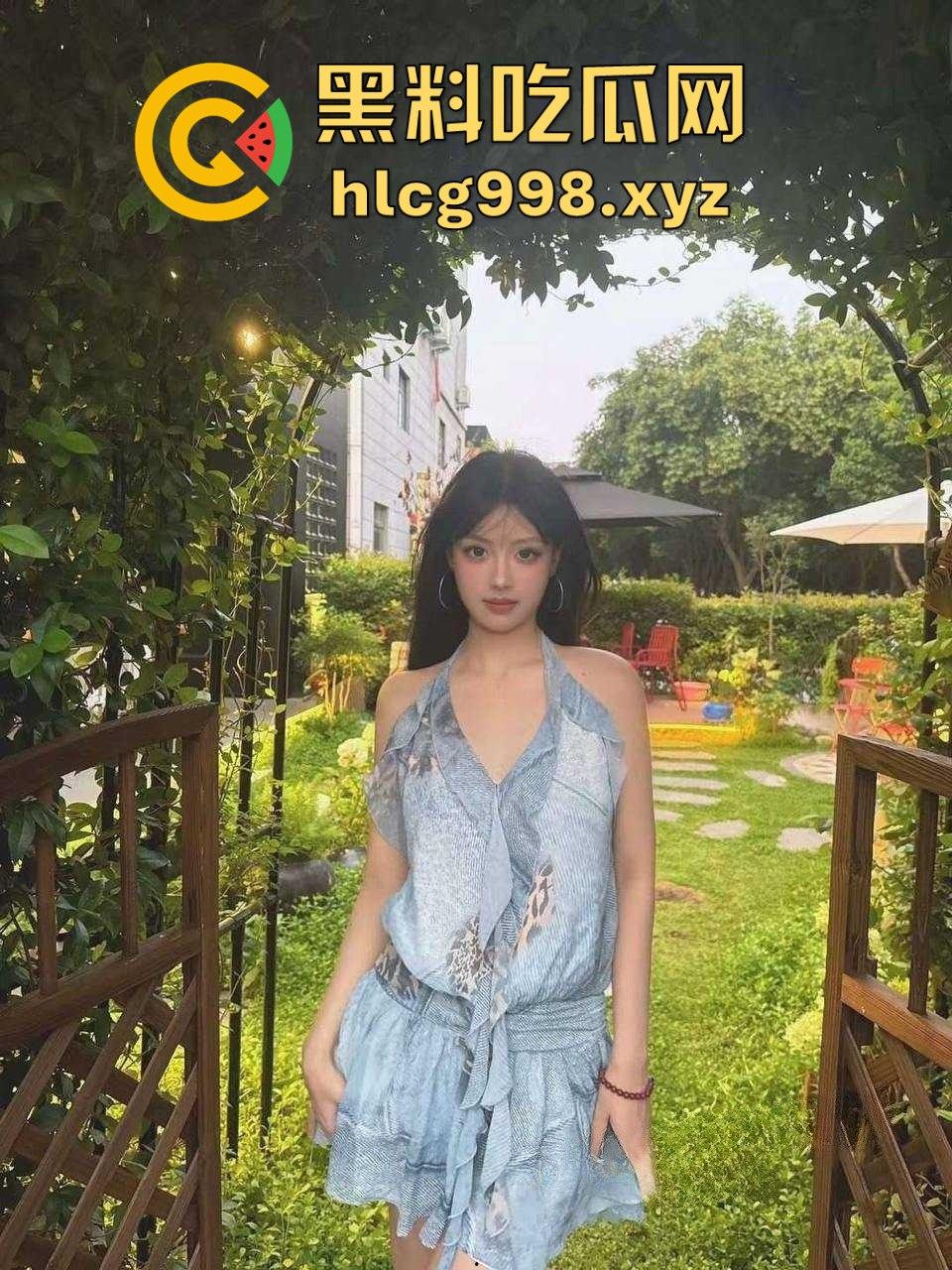 约炮新疆喀什母狗『邹琳薇』！蝴蝶逼骚到飞起，聊了一个月忍不住飞去透批，直接把小蝴蝶干肿！-1