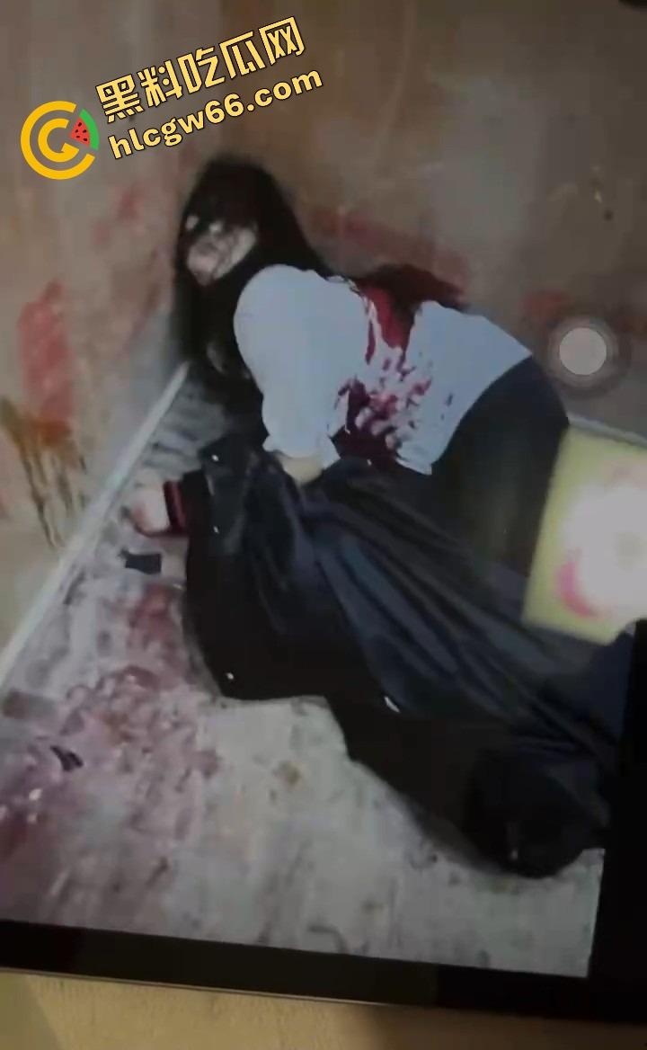 职高出高人了，网传刀仔因爱生恨现场干翻情敌，热恋变命案，职高修罗场上演现实版血色青春！-14