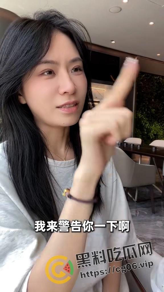 抖音女拳师 阿丁儿百万了吗 镜子面前被气功大师按着头爆操 ！打拳是工作 母狗是生活-9