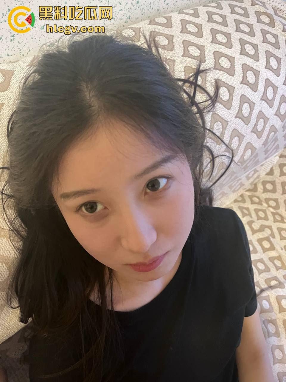 江西大学生『路文琪』穿情趣内衣等操视频外泄！被调教到摆好姿势，实习同居变尴尬大瓜！-2