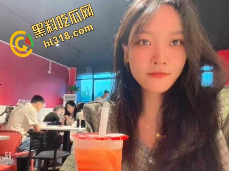 河南反差人妻【王润敏】 ，结婚了也忘不了前任的大屌，酒店开门做爱，私下偷吃太刺激了 ！-3