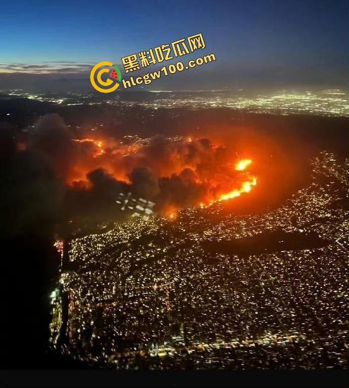 大规模火灾！美国加州山火肆虐，洛杉矶等多地区大火，富人区豪宅化为灰烬！直击火灾现场！-2