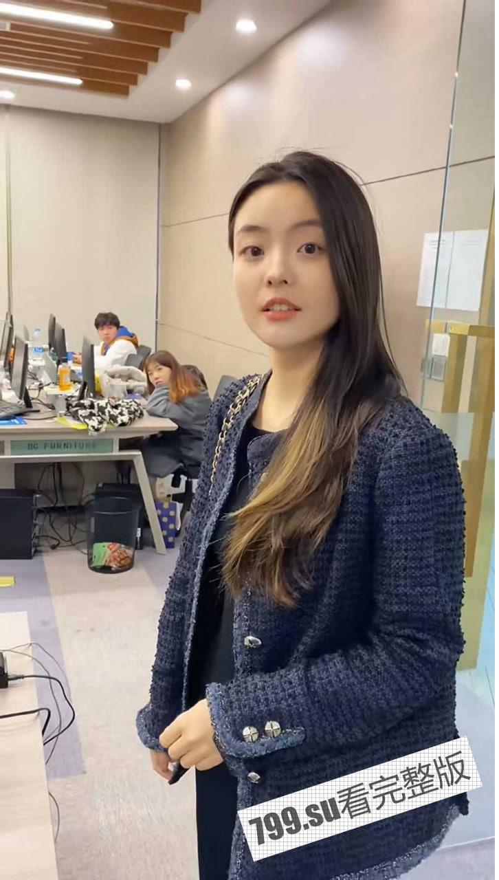 热瓜后续！陈飞宇床照门 8 分钟 女主被黑丝捆绑调教视频泄漏 疑似被绿帽老公出卖【8 分钟视频】-12