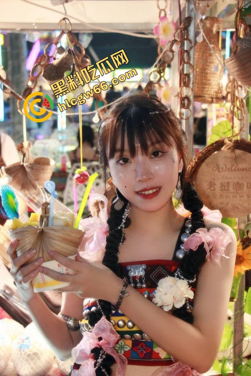 江西骚逼女友【钟钱敏】衣服一脱变调教母狗，口交肛交假屌自插全会，逼皱得像被操十年！-2