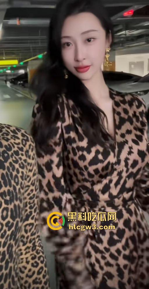 擦边也能剑指财富？冠军剑不够用擦边当武器！击剑冠军『秦雪』反手回怼擦边-4