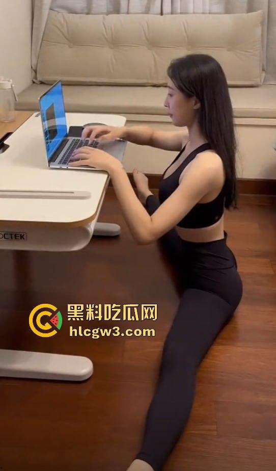 擦边也能剑指财富？冠军剑不够用擦边当武器！击剑冠军『秦雪』反手回怼擦边-15