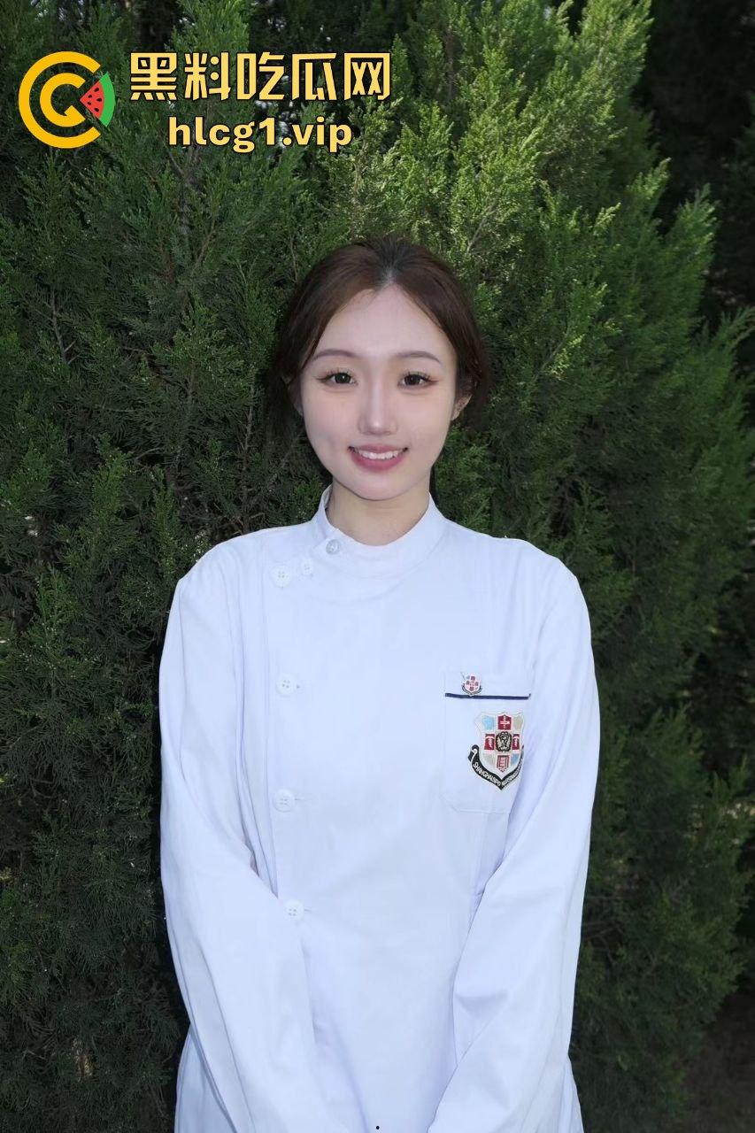 上海思博学院知名公交车，现在变身瑞金医院实习护士，千人骑万人草真乱！-6