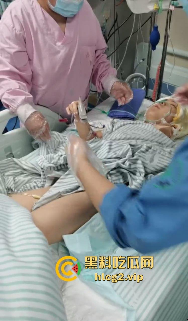 两口子吵架不比谁嗓门大 竟然砍下儿子手指 这操作竟然是亲妈？-8