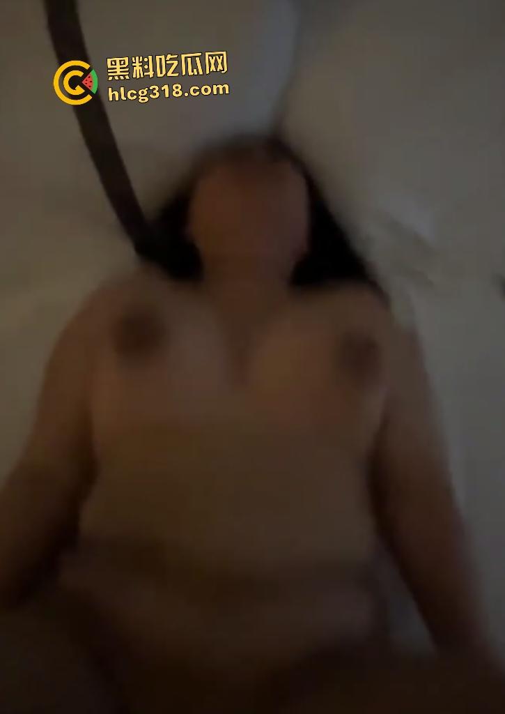 微胖巨乳母狗老师【王慧】约炮篮球小伙！丰满身材奶子能把这篮球射手防死了！-8