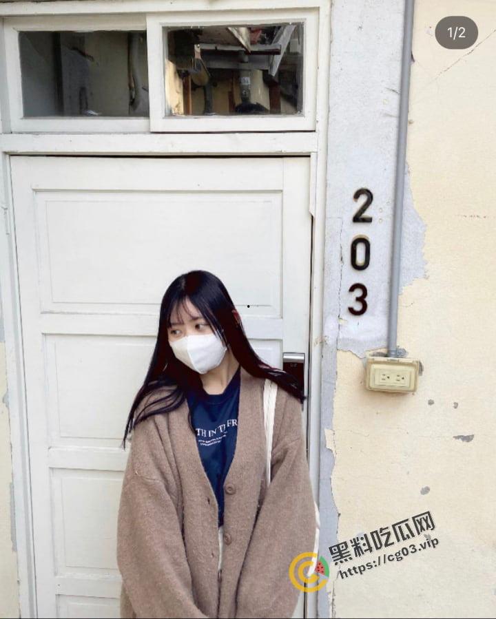 台湾 tiktok 在Twitch的游戏小网红 私拍流出  甜美的脸蛋下竟然还有如此一对完美巨乳！！！-6