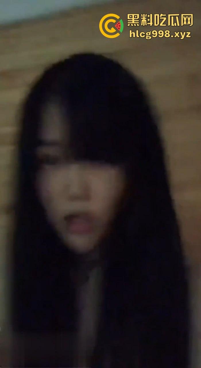 贵阳职业学院【粟媛】卖逼求票上位会长，性瘾大开四处约炮解火！骚逼一天不草就痒得难受！-10