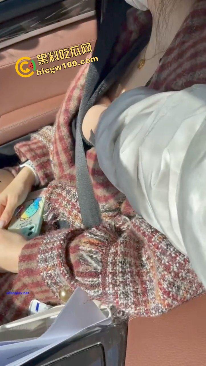 黄冈拜金甜妹黑丝御姐反差骚鸡『杨雨』大哥豪车内摸奶抠逼 酒店全裸后入冲刺骚逼！独家曝光流出！-5