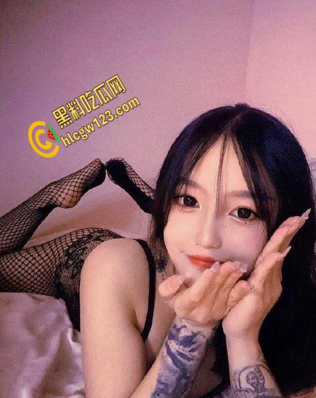 性感免女郎在线发骚，微胖天花板极品馒头逼，分手后被渣男无情曝光 !-2