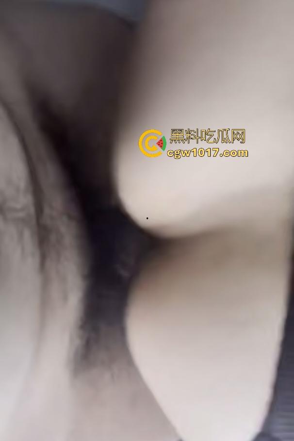 河南碧桂园老总侄女【凤红雁】，约炮M男，舔屁眼如毒龙钻洞，帮舔菊花还送豪宅一套，这个M男我当也行！-8
