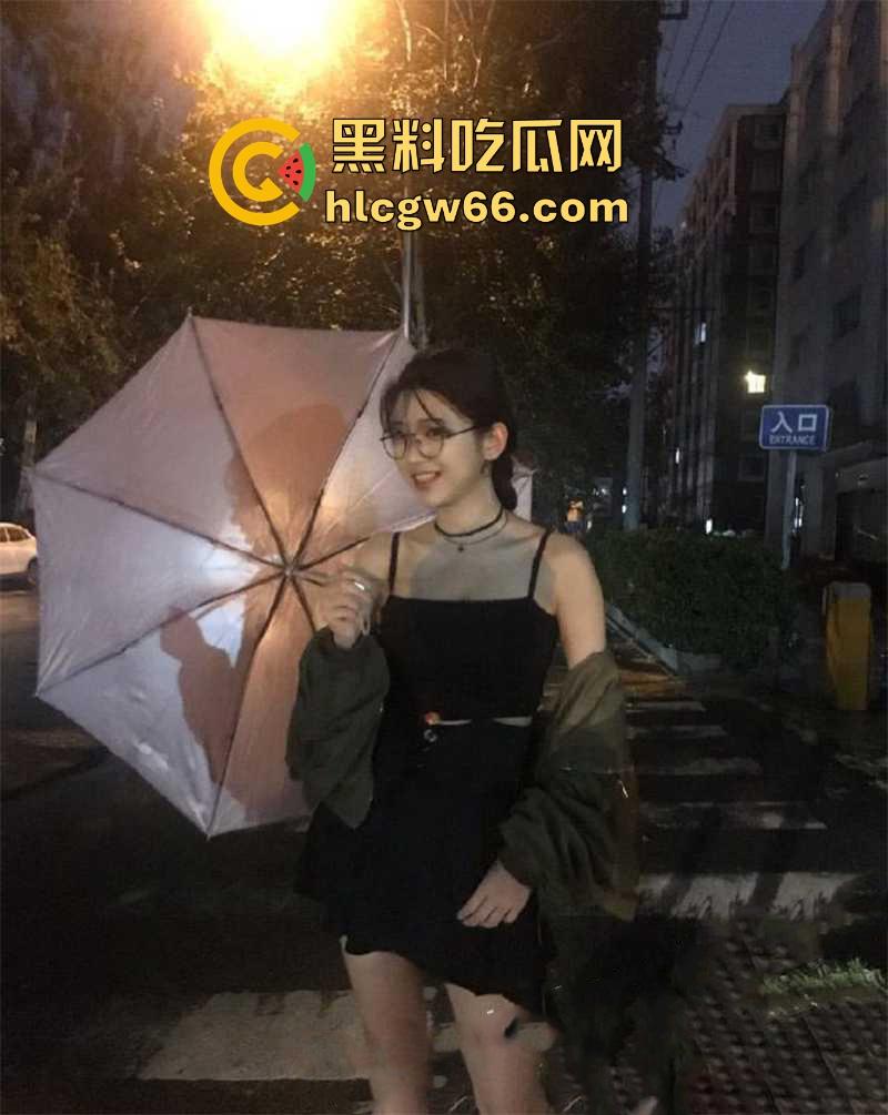 极品淫妻母狗 健身房内遭大屌肌肉男强奸爆操 边被操边给绿帽老公发信息 聊天记录太辣眼睛！-5