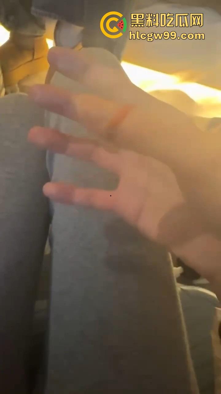 伦敦留学生与卖家交易气球因迟到大战，气球买卖差点变搏击赛，现场手指流血画面曝光！-4