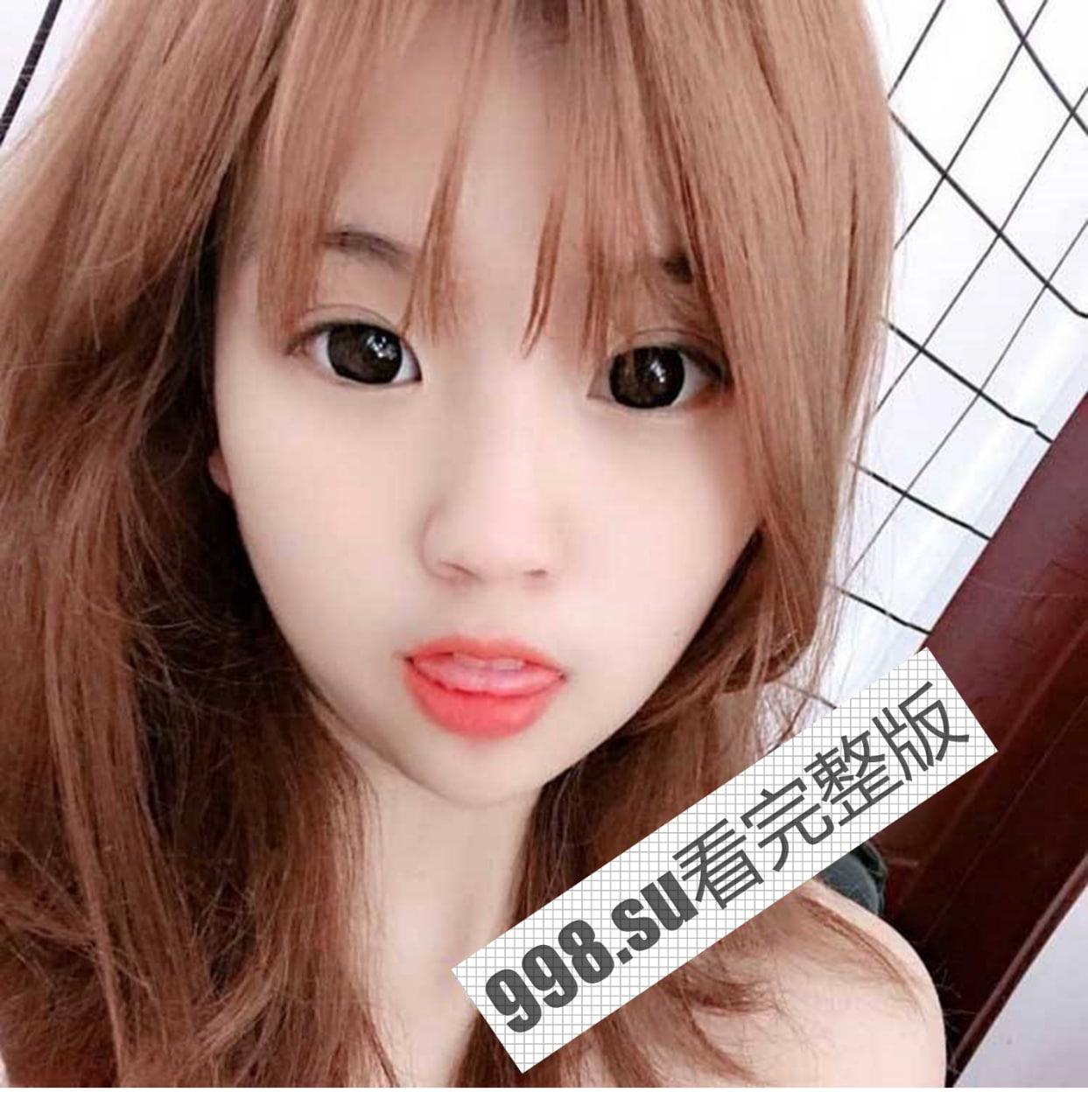 厦门白嫩气质小少妇 厕所个人秀 大屌老公并不能满足 只能自己解决-7