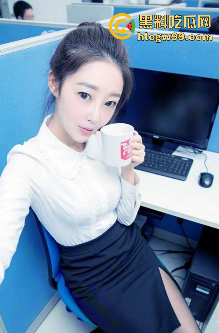 四川成都培训机构舞蹈老师 『丸子』 私底下竟然是个反差福利姬 被发现后沦为学生家长的禁脔母狗！-1