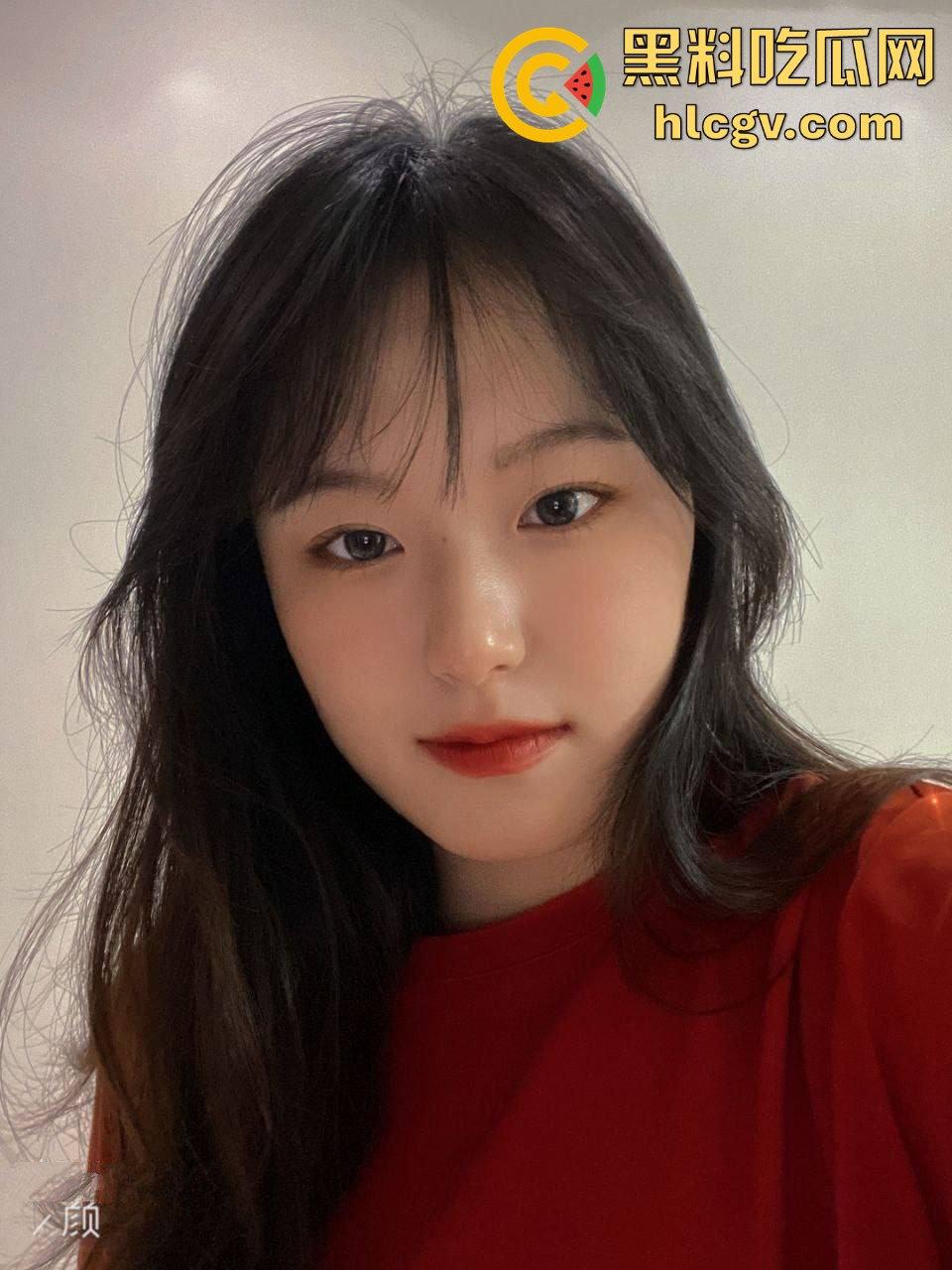 女友被调教成M属性母狗！瓜友投稿称边口交边自慰，两个洞被塞满呻吟不断被玩到泪流满面！-1