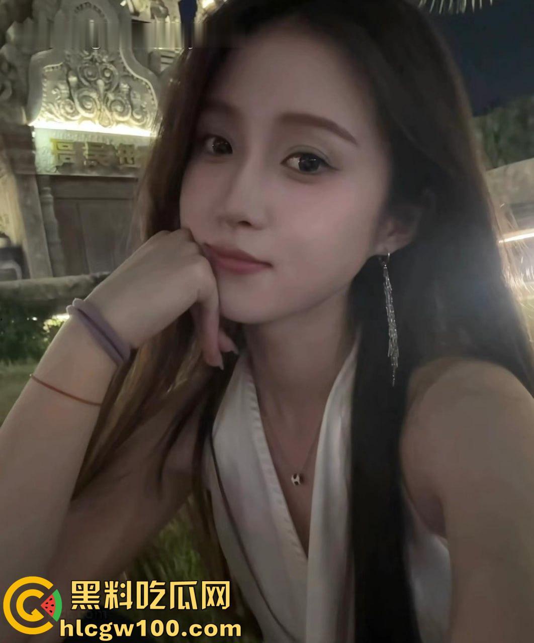 传媒大学清纯校花级女神【吴丽雅】风格多变可欲可甜，人美逼遭罪再美也没用，被渣男插腻了照样曝光！-11