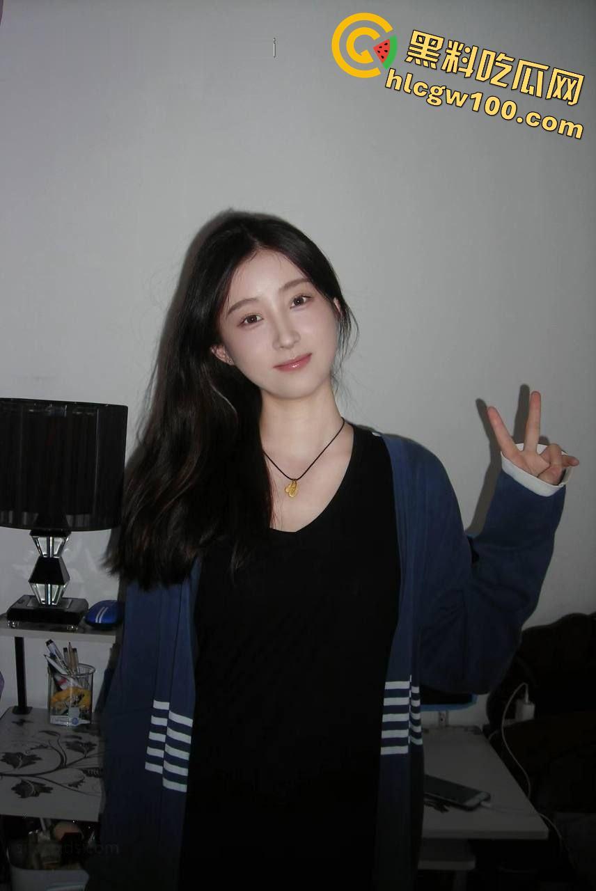 传媒大学清纯校花级女神【吴丽雅】风格多变可欲可甜，人美逼遭罪再美也没用，被渣男插腻了照样曝光！-22