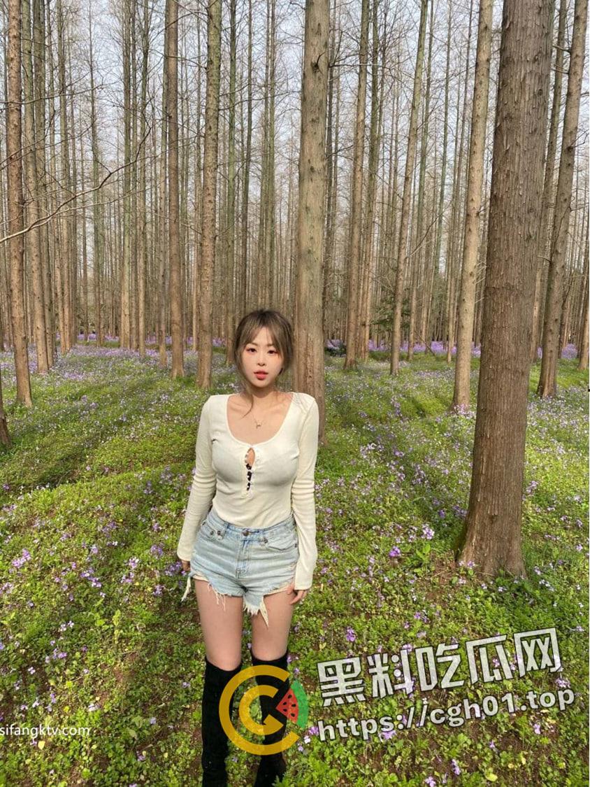 杭州漫展烂裤裆女coser 肉体交易免费拍照 反差婊逼都被草黑了 私密视频被男友流出-2