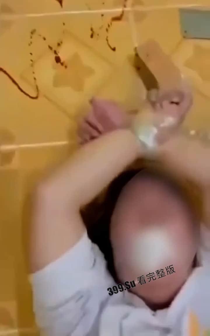 中国女孩王某被人诱骗到柬埔寨 后遭越南人绑架 被切掉一根 手指，并拍摄下视频威胁其国内家人勒索500万-4