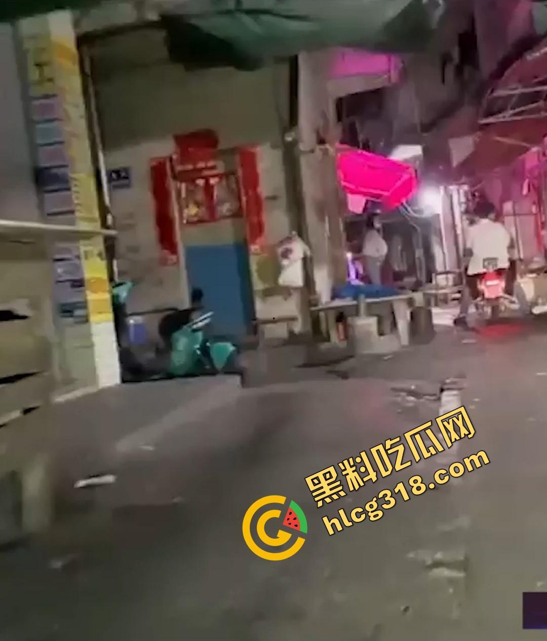 代驾小哥走错路，误入广州快餐洞洞乐街，5分钟看到20个站街妹，还有人主动贴窗舔门把，狼友们你们懂？-1