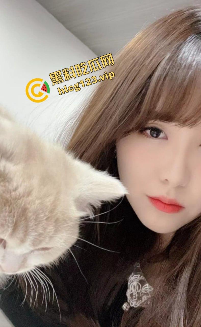 河北高颜值美女【孙淼】，在线道具自慰潮喷诱惑，最后被金主啪啪狠草！-12