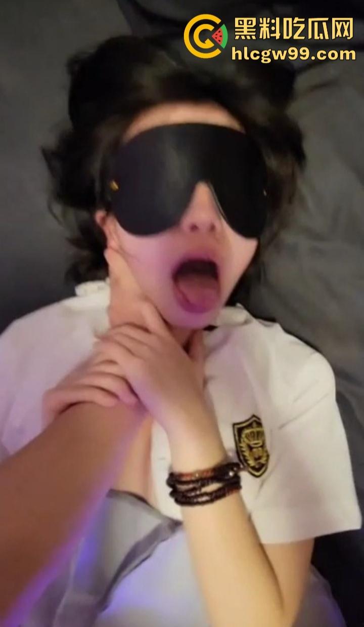 杭州大一JK学妹『钱薇婷』酒吧兼职不卖酒专卖逼,工作变性奴试用期,金主约炮玩SM,蹬逼蹬到鸡巴都脱皮!-12