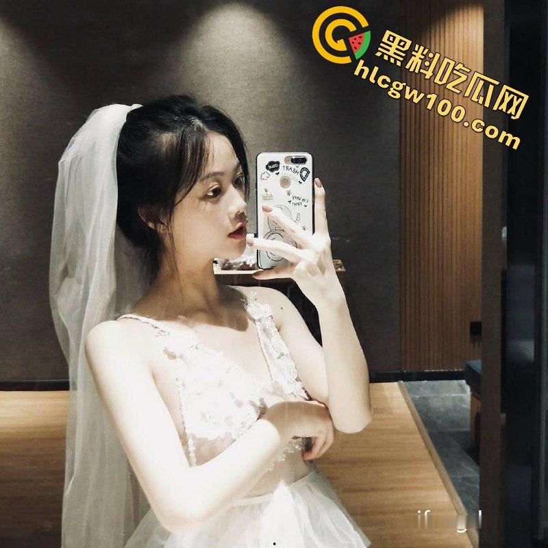 广电大三母狗【李艺然】被富二代包养调教，情趣制服，道具插穴，口爆吞精完全当狗玩-10