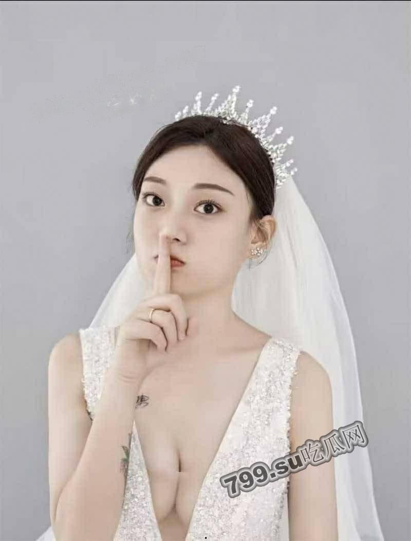 精品反差 极品新婚人妻性爱视频流出 还是自己的媳妇好不怕染病天天无套干-2